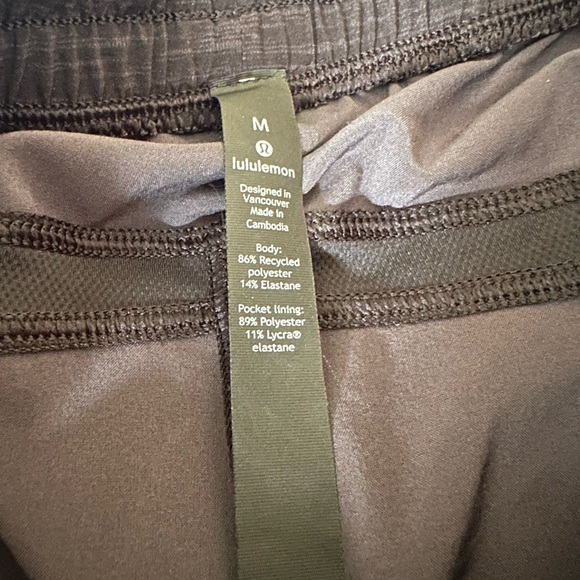 Men’s black lululemon shorts. - Picture 3 of 5
